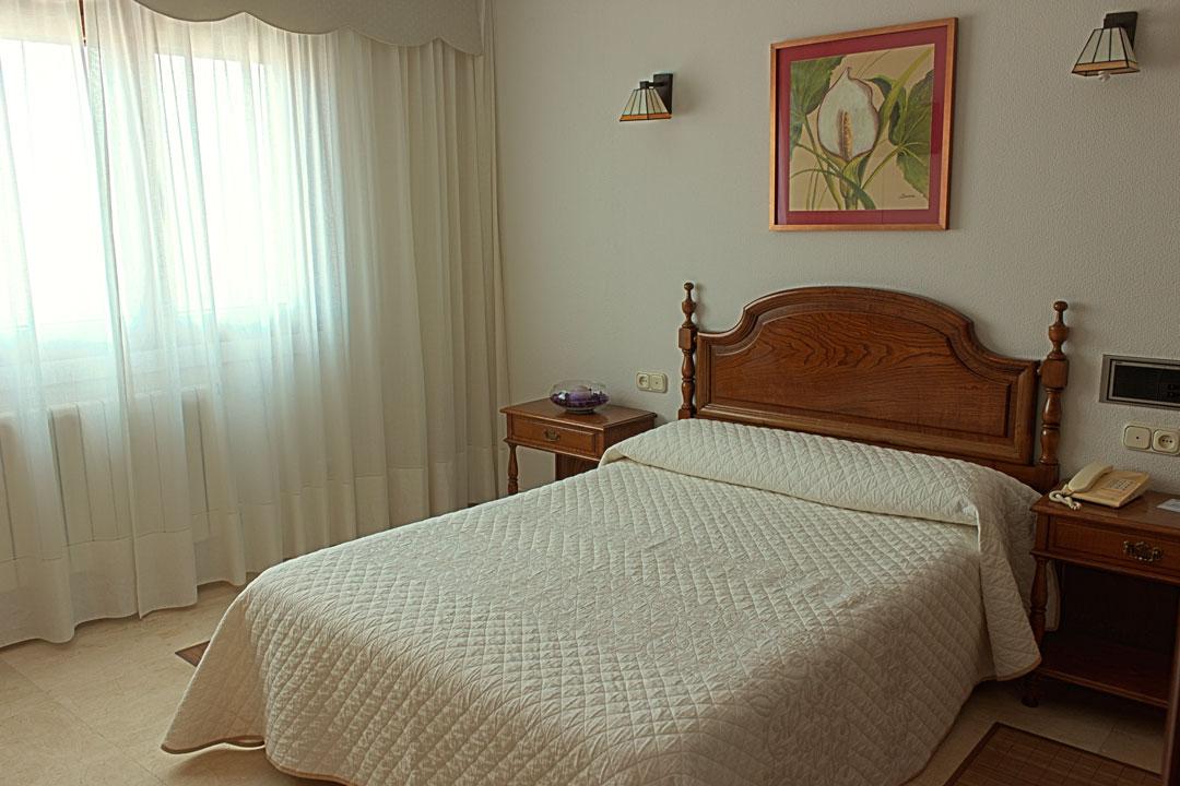 Hotel Serantes O Grove Zimmer foto